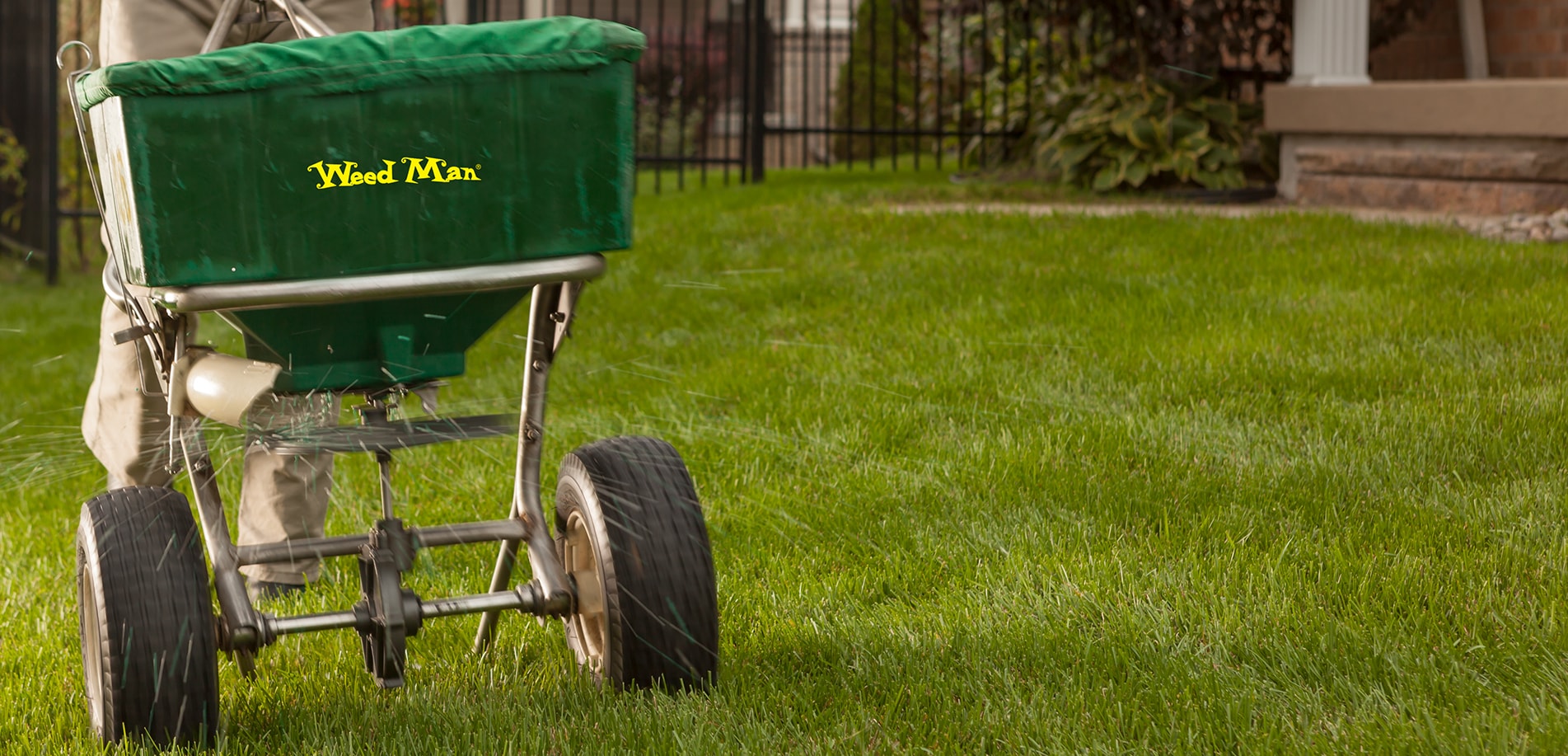 Lawn Care | Fertilization and Weed Control | Weed Man ...